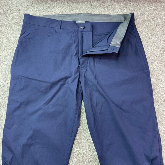 Eddie‎ Bauer Blue 38x34 Chinos Classic Cotton Blend - Picture 1 of 16